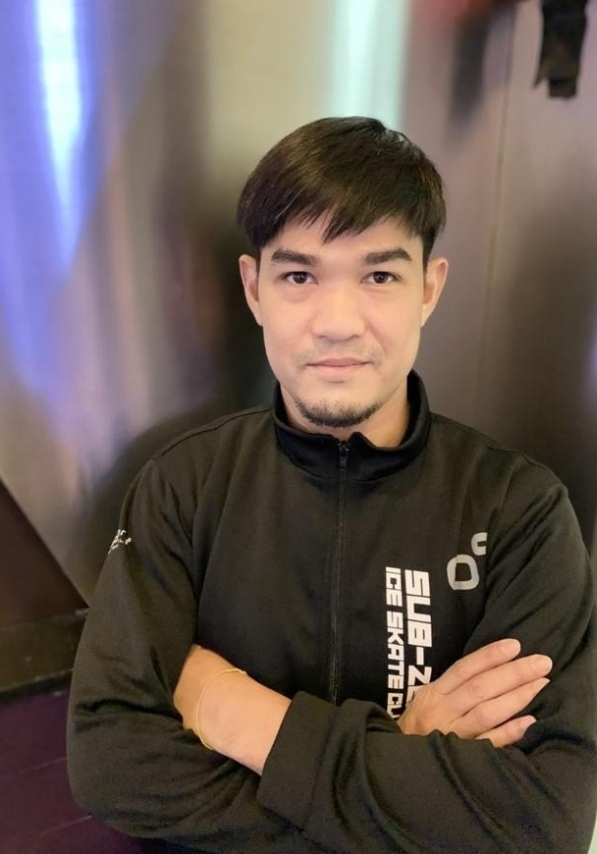 coach khae rai (21)
