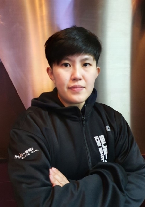 coach khae rai (28)